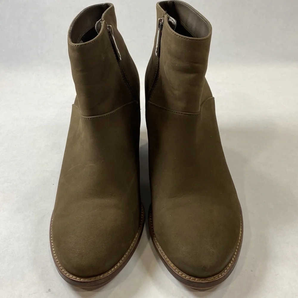 Blondo Nellie waterproof booties taupe‎ nubuck color